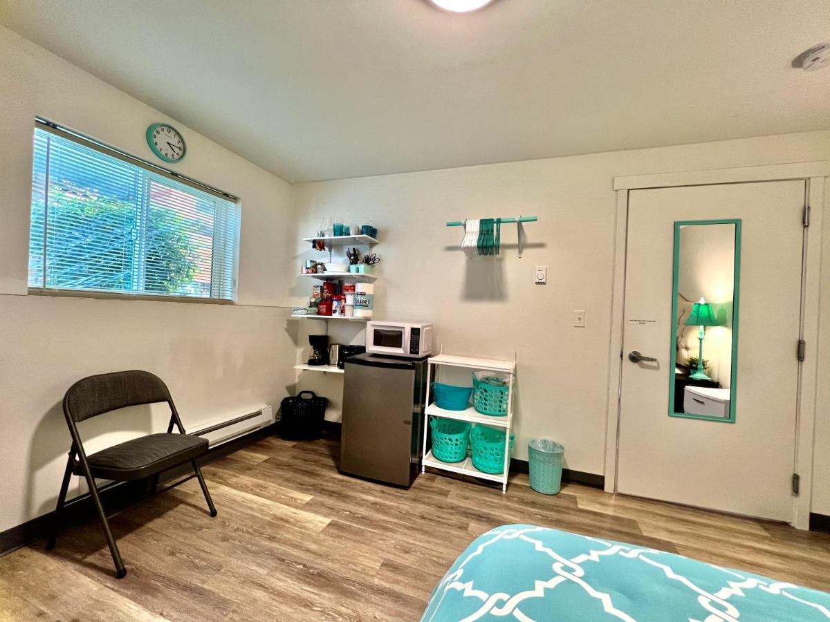 Private Room With Shared Bathroom On The 1St Floor 10 Minutes Walk To University Of Washington Σιάτλ Εξωτερικό φωτογραφία