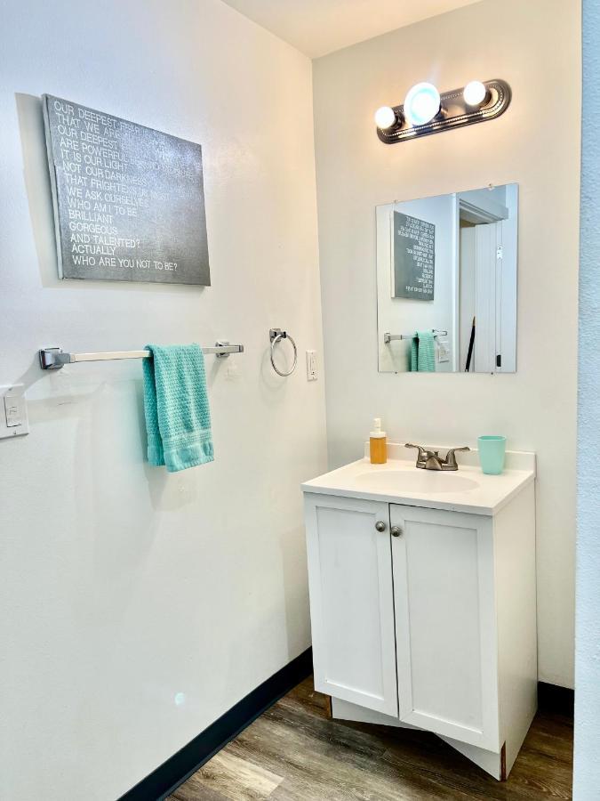 Private Room With Shared Bathroom On The 1St Floor 10 Minutes Walk To University Of Washington Σιάτλ Εξωτερικό φωτογραφία