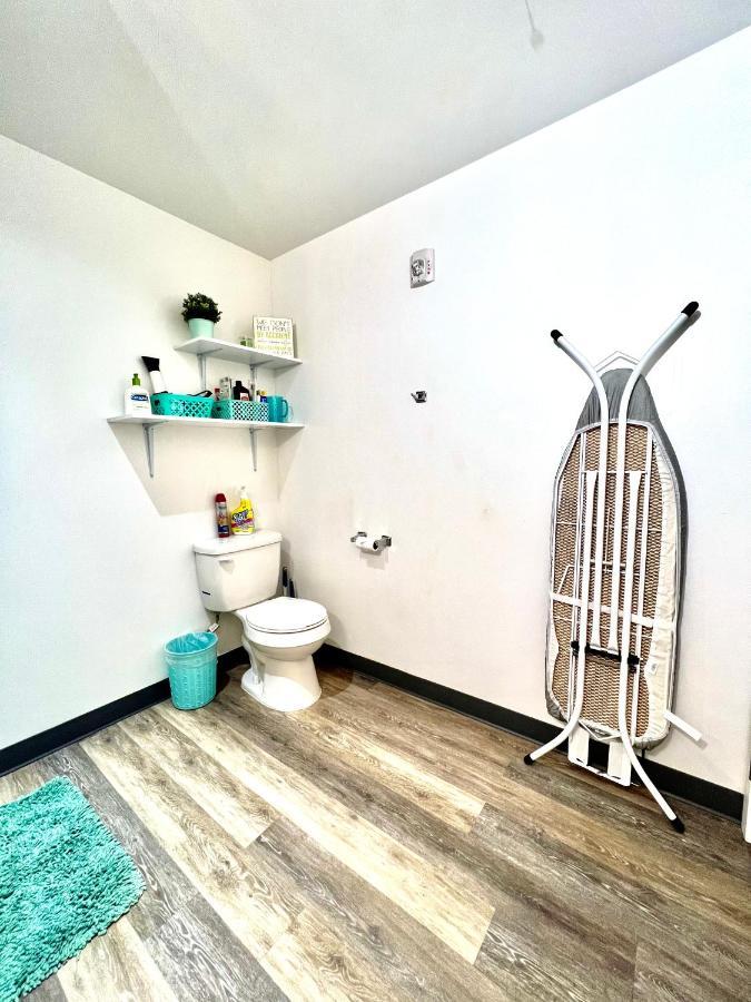 Private Room With Shared Bathroom On The 1St Floor 10 Minutes Walk To University Of Washington Σιάτλ Εξωτερικό φωτογραφία